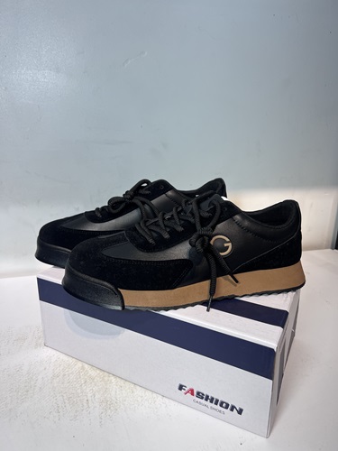 Men Black Casual Sneakers