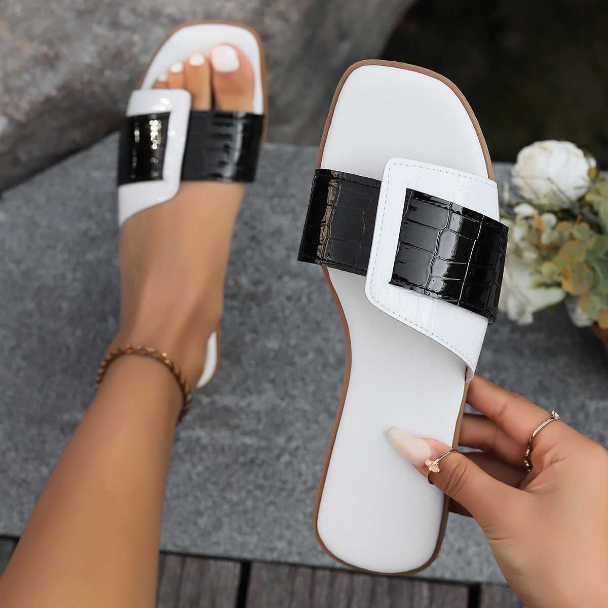 New design sandals
