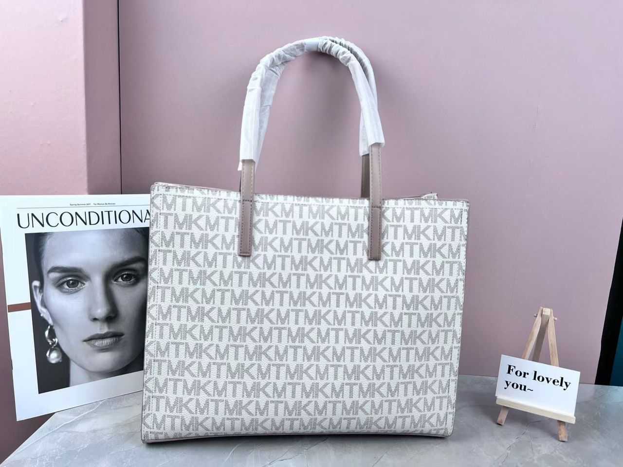 Big capacity single handbag