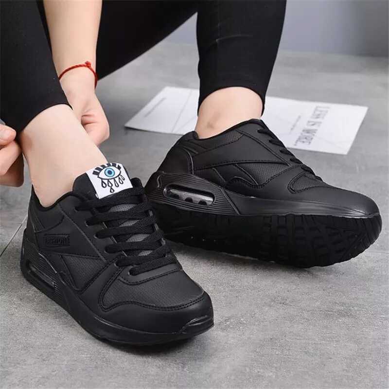 Casual ladies sneakers