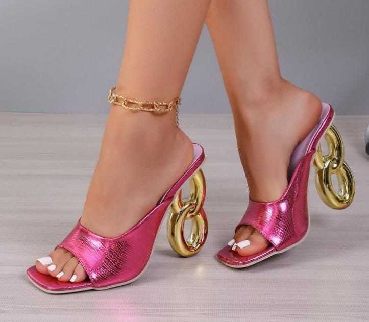 Peeptoe Chucky Stylish Heel