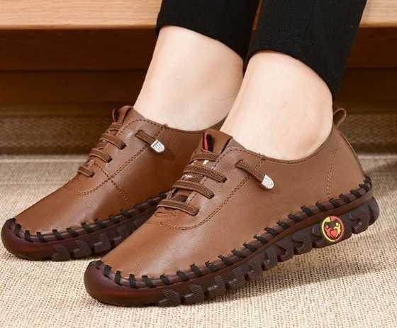 Ladies casual shoes