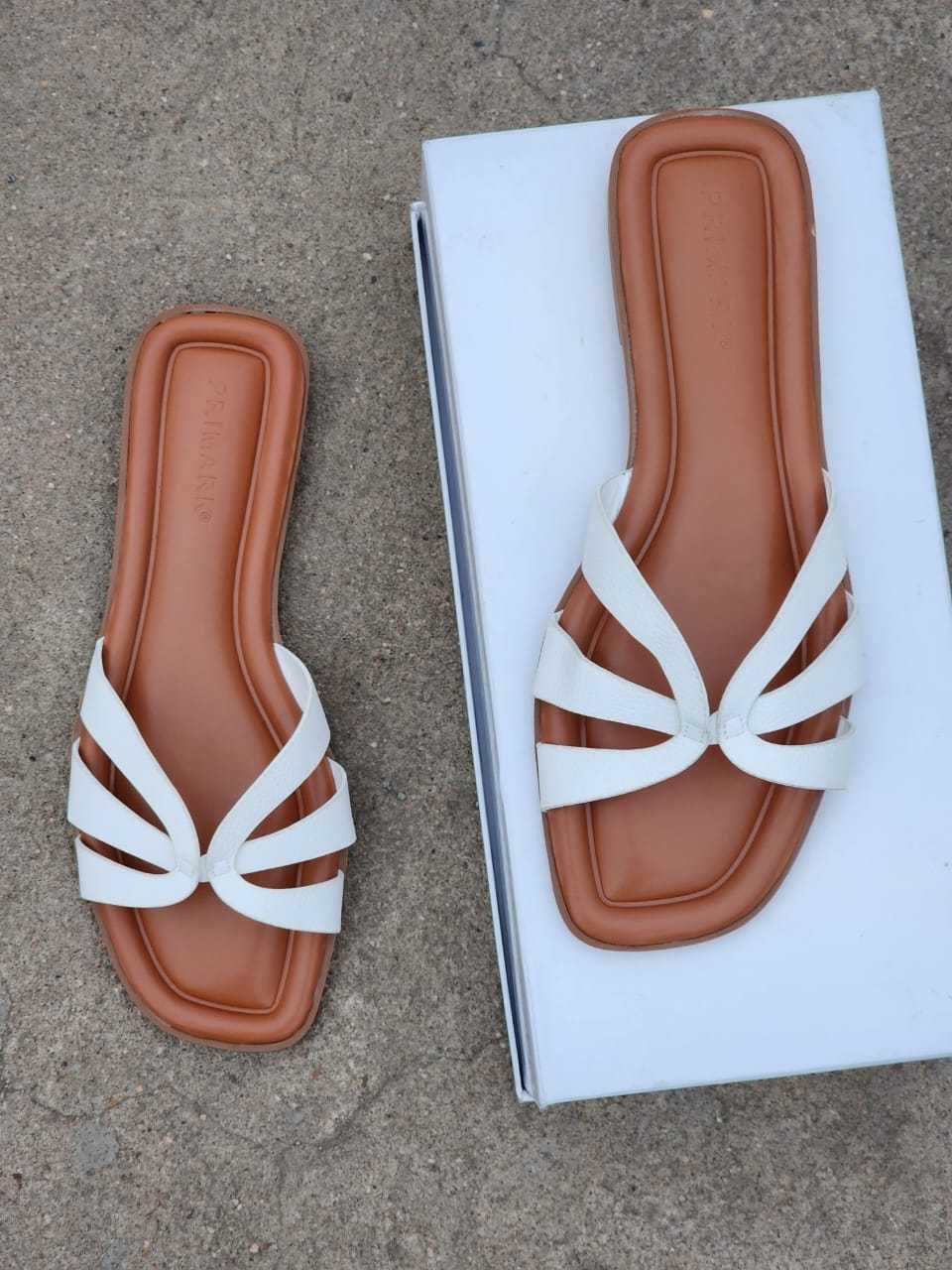 Ladies Slip~on Sandals