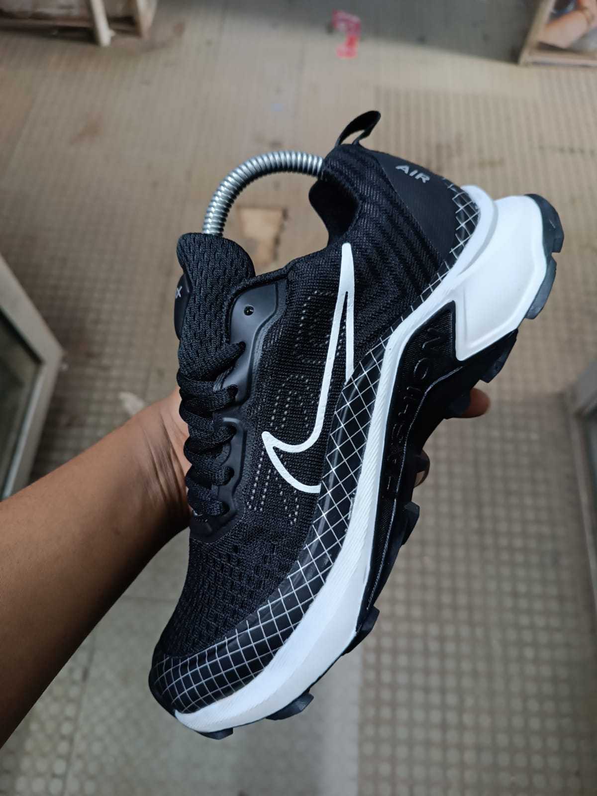 Sneaker Special prices