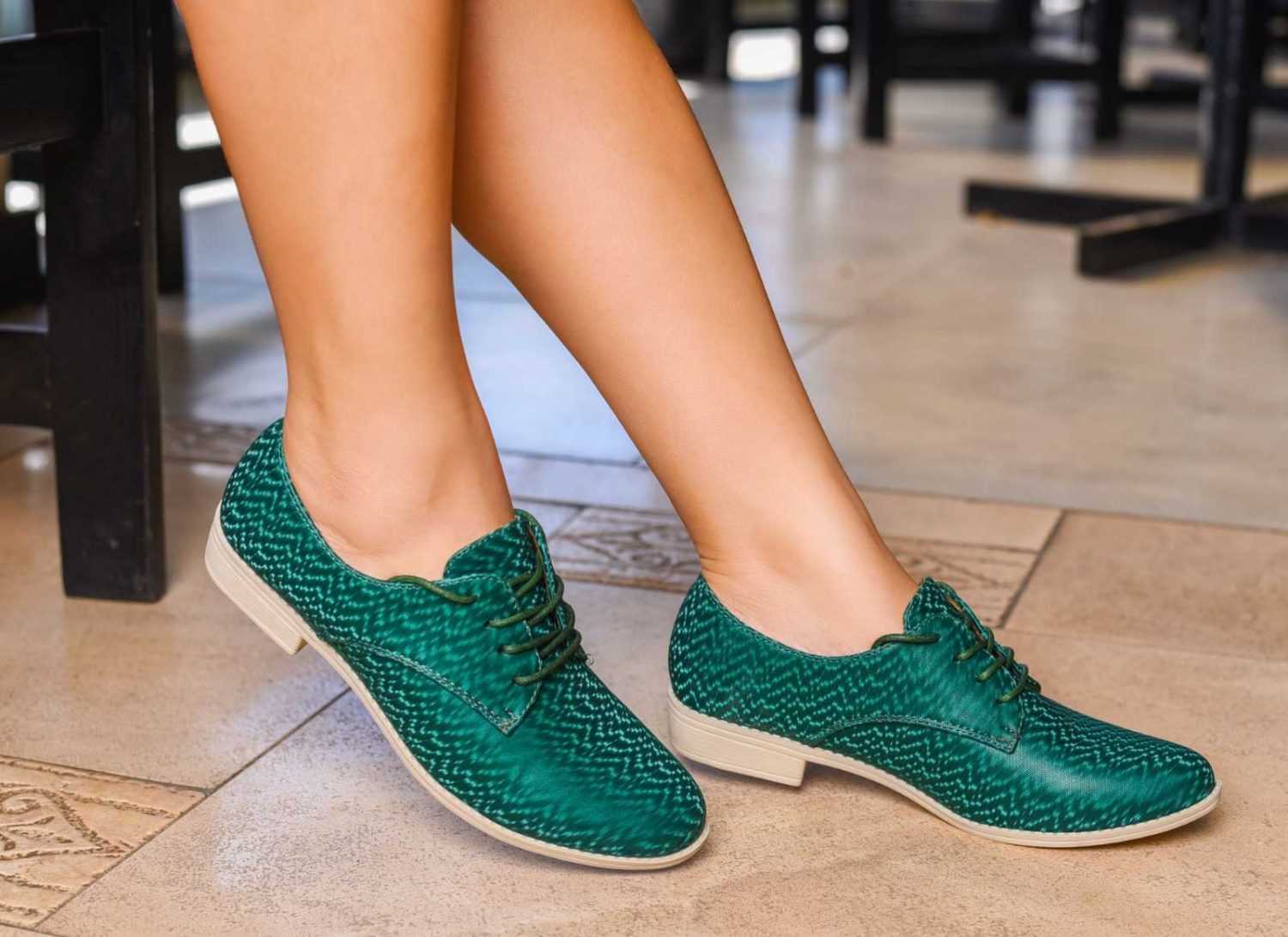 (FABRIC) LACED WHITESOLE BROGUES